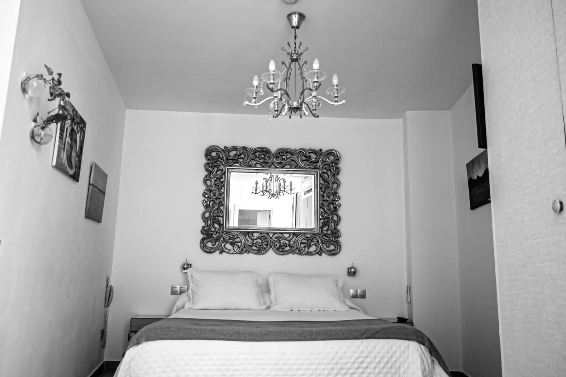 Hotel Palacio Alcazar Seville Room photo
